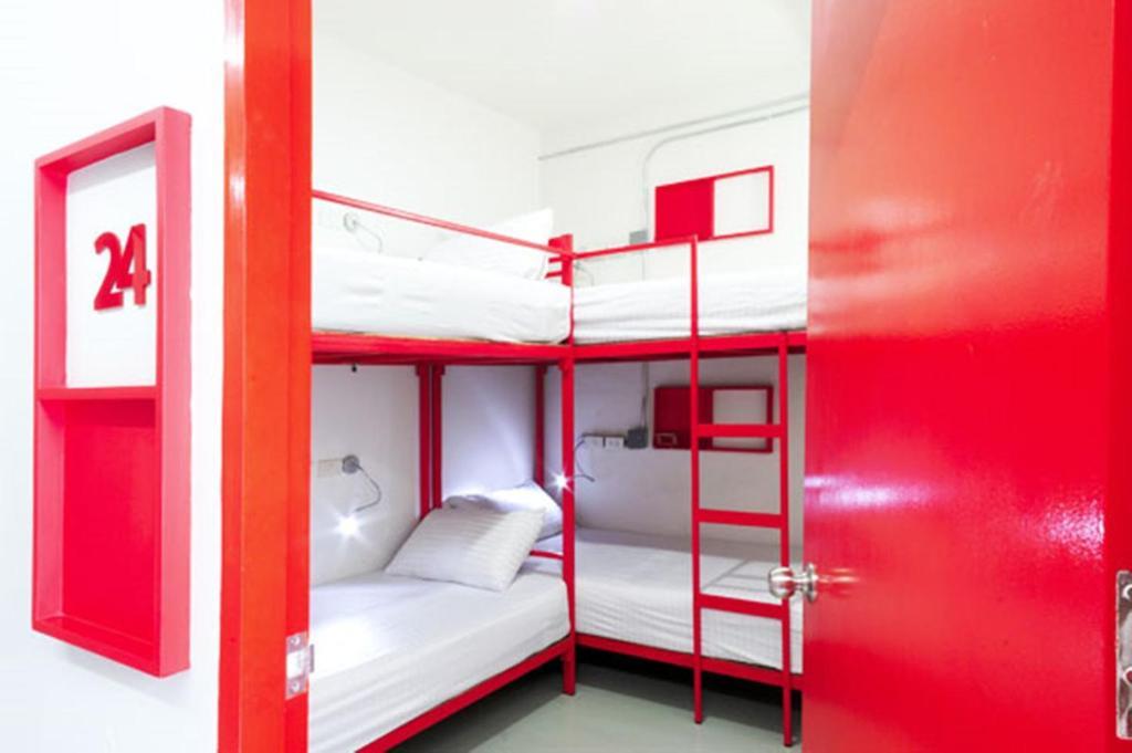 בנגקוק Jellybean Ezy Hostel Sathorn חדר תמונה