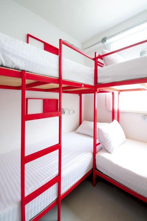 בנגקוק Jellybean Ezy Hostel Sathorn חדר תמונה
