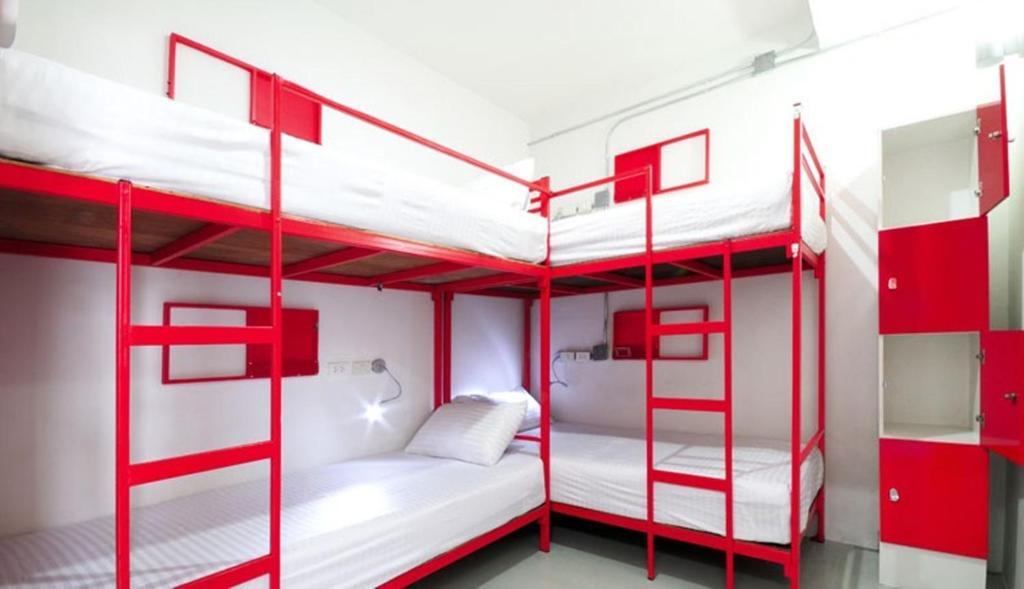 בנגקוק Jellybean Ezy Hostel Sathorn חדר תמונה