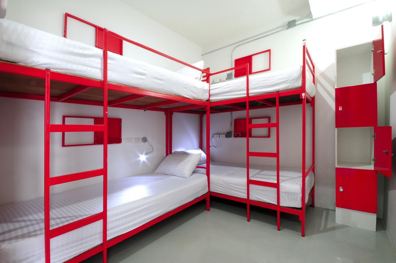 בנגקוק Jellybean Ezy Hostel Sathorn מראה חיצוני תמונה
